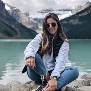 Meet your Posher, Jenna